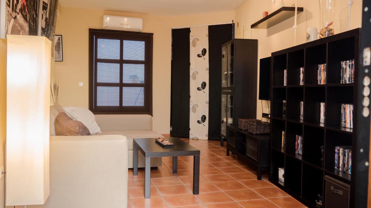 Apartamento El Salon Эсиха Экстерьер фото